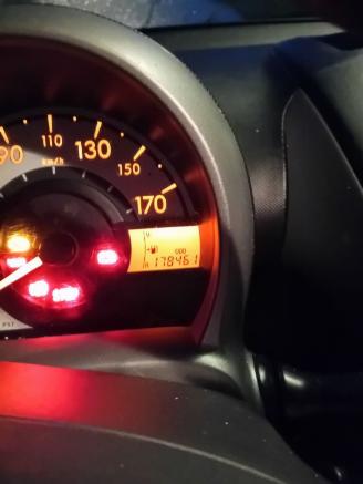 Peugeot 107 107 Hatchback 1.0 12V (384F(1KR)) [50kW]  (06-2005/05-2014) picture 2