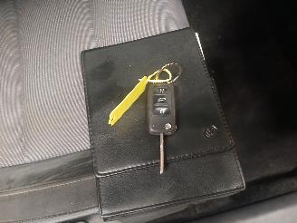 Volkswagen Golf Golf VI (5K1) Hatchback 1.2 TSI BlueMotion (CBZB) [77kW]  (11-2008/11-=
2012) picture 25