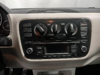 Volkswagen Up! Up! (121) Hatchback 1.0 12V 60 (CHYE) [44kW]  (08-2011/08-2020) picture 15