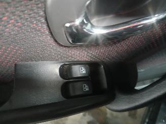 Hyundai Atos Atos Hatchback 1.1 12V (G4HG) [46kW]  (01-1997/12-2008) picture 13