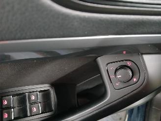 Seat Ateca Ateca (5FPX) SUV 1.0 TSI 12V (CHZJ) [85kW]  (05-2016/...) picture 13