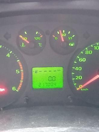 Ford Transit Transit RWD Van 2.4 TDCi 16V (PHFA) [74kW]  (04-2006/08-2014) picture 2