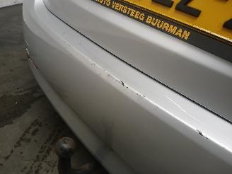 Kia Cee d Cee'd (EDB5) Hatchback 5-drs 1.4 CVVT 16V (G4FAI) [80kW]  (09-2009/12-=
2012) picture 21