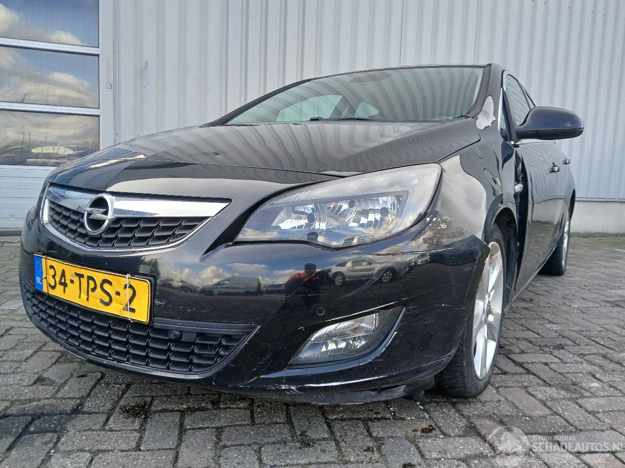 Opel Astra Astra J (PC6/PD6/PE6/PF6) Hatchback 5-drs 1.7 CDTi 16V EcoFLEX 130 (A1=
7DTE(Euro 5)) [96kW]  (07-2011/10-2015)