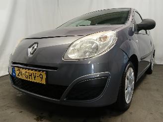 škoda osobní automobily Renault Twingo Twingo II (CN) Hatchback 3-drs 1.2 (D7F-800(Euro 4)) [43kW]  (03-2007/=
09-2014) 2008/6