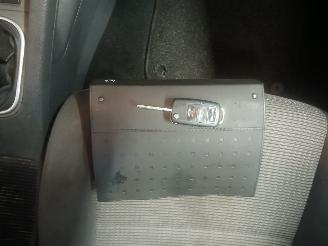 Volkswagen Golf Golf VI Variant (AJ5/1KA) Combi 1.6 (BSE) [75kW]  (07-2009/07-2013) picture 19