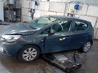 Vrakbiler auto Opel Corsa Corsa E Hatchback 1.3 CDTi 16V ecoFLEX (B13DTE) [70kW]  (09-2014/...) 2014