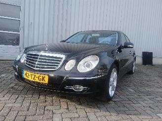 krockskadad bil auto Mercedes E-klasse E (W211) Sedan 3.0 E-280 V6 24V (M272.943) [170kW]  (03-2005/12-2008) 2007/3
