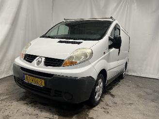 krockskadad bil auto Renault Trafic Trafic New (FL) Van 2.0 dCi 16V 90 (M9R-630(M9R-A6)) [66kW]  (08-2006/=
06-2014) 2007/5