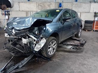  Renault Clio Clio IV (5R) Hatchback 5-drs 0.9 Energy TCE 90 12V (H4B-408(H4B-B4)) [=
66kW]  (11-2012/08-2021) 2018/8