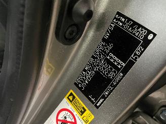 Lexus Ct CT 200h Hatchback 1.8 16V (2ZR-FXE) [100kW]  (09-2011/...) picture 6