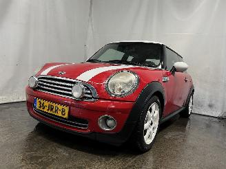 Vaurioauto  passenger cars Mini Mini Mini (R56) Hatchback 1.6 16V Cooper (N12-B16A) [88kW]  (10-2006/02-201=
2) 2009/8