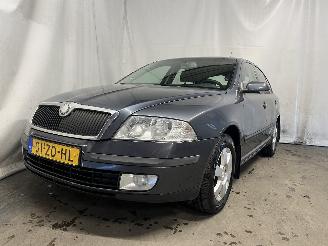 Vaurioauto  passenger cars Skoda Octavia Octavia (1Z3) Liftback 1.9 TDI (BLS) [77kW]  (06-2004/12-2010) 2008/1