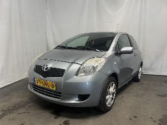 Schadeauto Toyota Yaris Yaris II (P9) Hatchback 1.0 12V VVT-i (1KR-FE) [51kW]  (08-2005/12-201=
1) 2006/10
