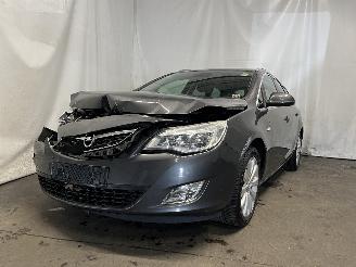 Avarii autoturisme Opel Astra Astra J Sports Tourer (PD8/PE8/PF8) Combi 1.4 Turbo 16V (A14NET(Euro 5=
)) [103kW]  (10-2010/10-2015) 2012/8