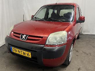 skadebil auto Peugeot Partner Partner Combispace MPV 1.6 16V (TU5JP4(NFU)) [80kW]  (07-2001/03-2008)= 2006/8
