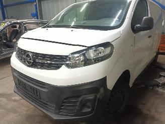 demontáž osobní automobily Opel Vivaro Vivaro Van 2.0 CDTI 122 (D20DTL(DW10FE)) [90kW]  (03-2019/12-2022) 2020/10