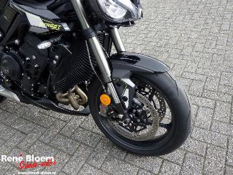 Triumph Street Triple 765 RS picture 15