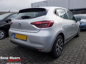 uszkodzony samochody osobowe Renault Clio 1.0 TCE 90 Equilibre 91pk 2022/12