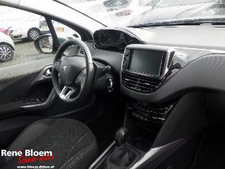 Peugeot 2008 1.2 PureTech Active Airco 5drs picture 12