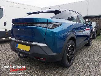 Unfallwagen Peugeot 3008 e-3008 Allure Avantage 210 73kwh Aut 141pk 2024/10