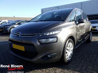 Damaged car Citroën C4 PICASSO 1.2 Puretech Navi Selection 131pk 2016/11
