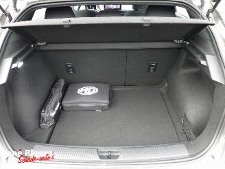 MG 4 Electric Standard 51kwh picture 12