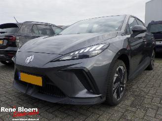 damaged passenger cars MG 4 Electric Standard 51kwh 2023/12