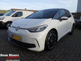 damaged passenger cars Volkswagen ID.3 Pure Business 52kWh 2025/7