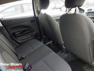 Mitsubishi Space-star 1.0 Active picture 13