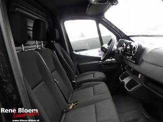 Mercedes Sprinter 319 1.9 CDI L2H2 Automaat picture 9
