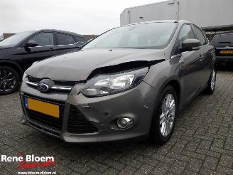 skadebil auto Ford Focus 1.0 Ecoboost 5drs Titanium Airco 2013/5