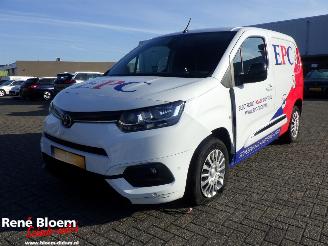 Schade bestelwagen Toyota Proace CITY 1.5 D-4D Prof 2022/2