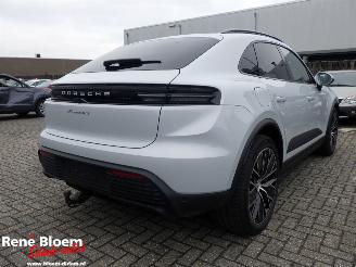 Unfallwagen Porsche Macan 4S 100kWh 448pk Full Option 2025/7