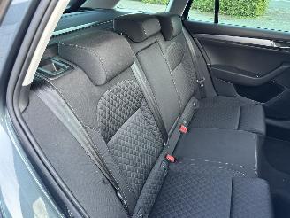 Skoda Superb Gereserveerd 1.6 TDI 120pk dsg aut + f1 Style Bus - pano - nap - xenon - rest bpm 1300 - keyless - front + side + line assist - elektr klep picture 73