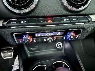 Audi A3 sportback 1.5 TFSI 150pk aut + f1 S-Line Ed - pano - virtual - cam - carbon - leer - gele gordels - s3 picture 34