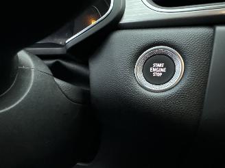 Renault Captur Gereserveerd 1.0 TCe Turbo 101pk Intens - nap - navi - camera - pdc v+a - keyless - virtual - front + line assist - sfeerverl picture 26
