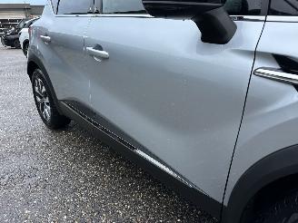 Renault Captur Gereserveerd 1.0 TCe Turbo 101pk Intens - nap - navi - camera - pdc v+a - keyless - virtual - front + line assist - sfeerverl picture 119