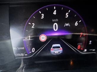 Renault Captur Gereserveerd 1.0 TCe Turbo 101pk Intens - nap - navi - camera - pdc v+a - keyless - virtual - front + line assist - sfeerverl picture 42
