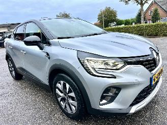 Renault Captur Gereserveerd 1.0 TCe Turbo 101pk Intens - nap - navi - camera - pdc v+a - keyless - virtual - front + line assist - sfeerverl picture 4
