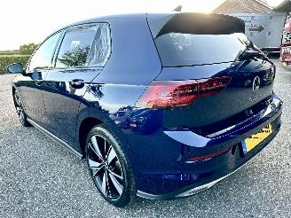 Volkswagen Golf GTE 1.4T 225pk aut + f1 Plug-in hybr - pano - hud - virtual - keyless - stoel + stuurverw - iq - pdc v+a - sfeerverlichting picture 3