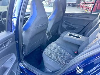 Volkswagen Golf GTE 1.4T 225pk aut + f1 Plug-in hybr - pano - hud - virtual - keyless - stoel + stuurverw - iq - pdc v+a - sfeerverlichting picture 21