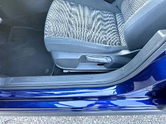 Volkswagen Golf GTE 1.4T 225pk aut + f1 Plug-in hybr - pano - hud - virtual - keyless - stoel + stuurverw - iq - pdc v+a - sfeerverlichting picture 31