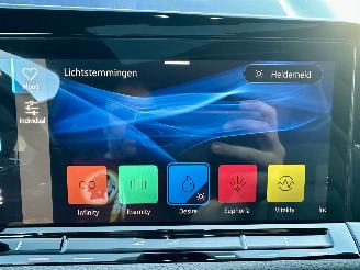 Volkswagen Golf GTE 1.4T 225pk aut + f1 Plug-in hybr - pano - hud - virtual - keyless - stoel + stuurverw - iq - pdc v+a - sfeerverlichting picture 14