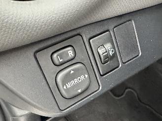 Toyota Yaris Gereserveerd 1.5 Hybrid 89pk automaat 5drs - nap - camera - clima - cruise - keyless entry + start - 2e eig - licht + regens picture 56
