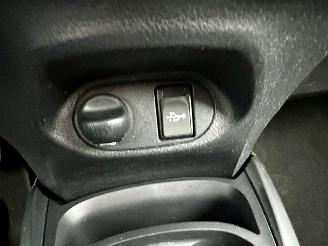 Toyota Yaris Gereserveerd 1.5 Hybrid 89pk automaat 5drs - nap - camera - clima - cruise - keyless entry + start - 2e eig - licht + regens picture 48