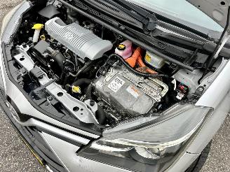 Toyota Yaris Gereserveerd 1.5 Hybrid 89pk automaat 5drs - nap - camera - clima - cruise - keyless entry + start - 2e eig - licht + regens picture 71