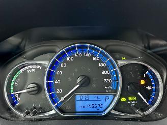 Toyota Yaris Gereserveerd 1.5 Hybrid 89pk automaat 5drs - nap - camera - clima - cruise - keyless entry + start - 2e eig - licht + regens picture 16