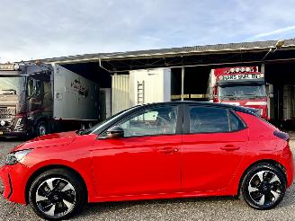 Damaged car Opel Corsa-E Yes 50kWh 136pk aut 5drs - nap - stuur + stoelverw - pdc - airco - cruise - line assist - nieuw model 2024/8
