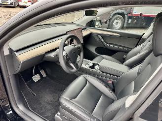 Tesla Model Y Gereserveerd long range 75kwh aut - pano - leer - carbon - 360cam - stoelverw v+a - multimedia achter picture 16